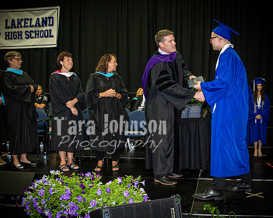 2022 LHS Grad - Angle #2 Diploma & Board - TJP (16 of 610)