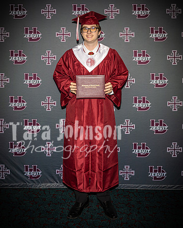 2023 UDJ Graduation - U of D Backdrop - TJP (84 of 331)