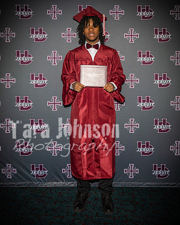 2023 UDJ Graduation - U of D Backdrop - TJP (92 of 331)