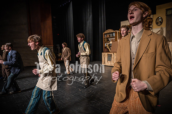 2023 LHS Theatre - Dolly - R1 - Act 1 - TJP (75 of 507)