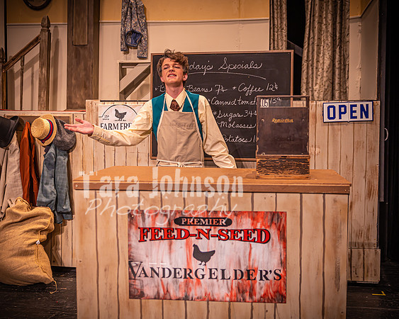23 LHS Theatre - Dolly - R3, Act 1 - TJP (138 of 601)