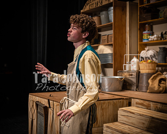 2023 LHS Theatre - Dolly - R1 - Act 1 - TJP (59 of 507)