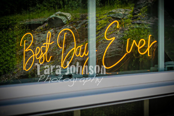 Andrew and Amanda - Wedding Prep - TJP (81 of 220)