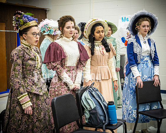 2023 LHS Theatre - Dolly - Backstage - TJP (16 of 21)