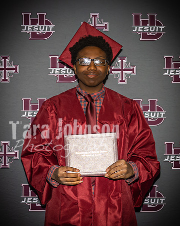 2023 UDJ Graduation - U of D Backdrop - TJP (111 of 331)