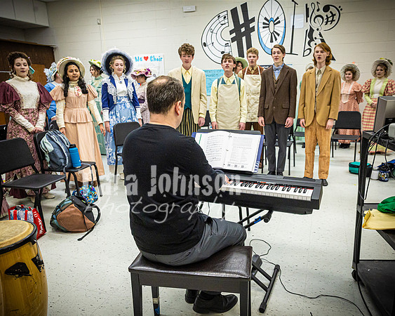 2023 LHS Theatre - Dolly - Backstage - TJP (14 of 21)