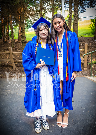 2023 IA Grad  - Family Celebration - DH (15 of 66)
