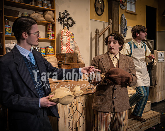 2023 LHS Theatre - Dolly - R1 - Act 1 - TJP (86 of 507)