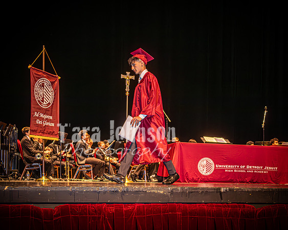 2023 UDJ Graduation - Celebration (Banner & Cross) - TJP (152 of 184)