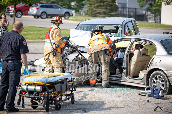 23 LHS Mock Car Crash - DPH (102 of 159)