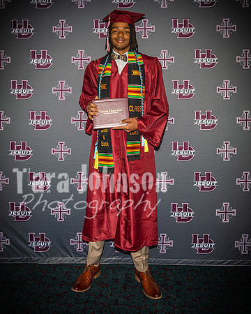 2023 UDJ Graduation - U of D Backdrop - TJP (50 of 331)