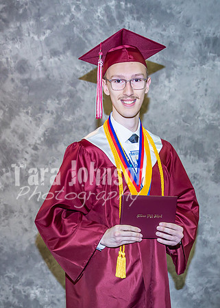 2023 MHS Graduation - Studio - TJP (80 of 570)