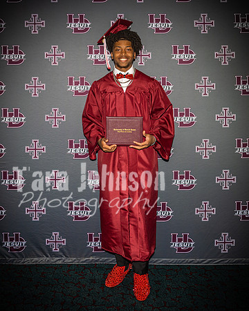2023 UDJ Graduation - U of D Backdrop - TJP (90 of 331)