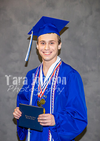2023 LHS Graduation - Studio - TJP (306 of 528)