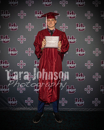 2023 UDJ Graduation - U of D Backdrop - TJP (186 of 331)