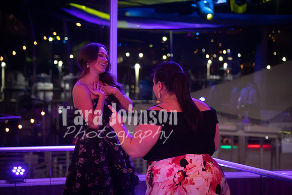 23 U of D - Prom (250 of 259)
