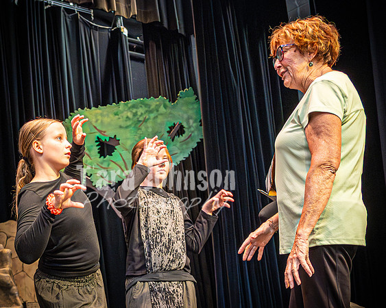 26 HVCT MS - Lion King - Behind the Scenes - TJP (9 of 13)