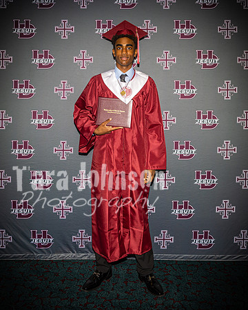 2023 UDJ Graduation - U of D Backdrop - TJP (62 of 331)