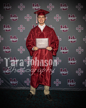 2023 UDJ Graduation - U of D Backdrop - TJP (174 of 331)