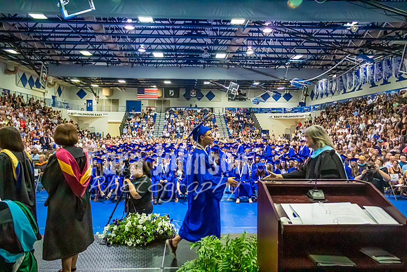 2023 LHS Grad - Principal (facing audience) - TJP (533 of 797)
