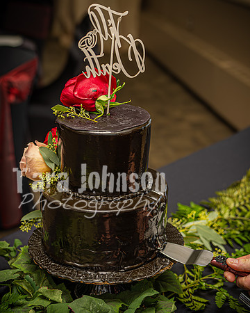 Eric & Elyse - Wedding Cake - TJP (8 of 18)