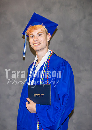 2023 LHS Graduation - Studio - TJP (352 of 528)