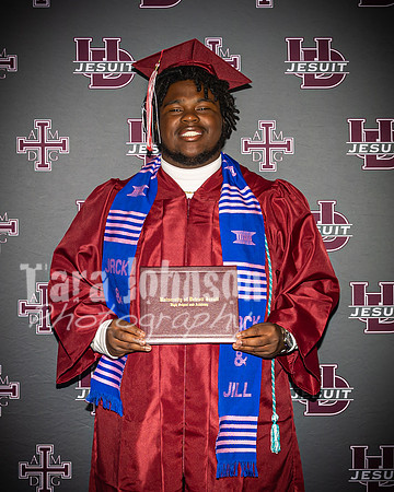 2023 UDJ Graduation - U of D Backdrop - TJP (13 of 331)