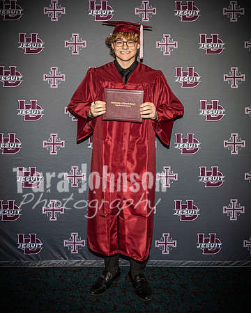 2023 UDJ Graduation - U of D Backdrop - TJP (106 of 331)