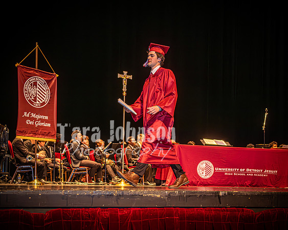 2023 UDJ Graduation - Celebration (Banner & Cross) - TJP (123 of 184)
