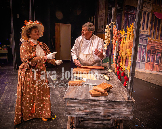 23 LHS Theatre - Dolly - R3, Act 1 - TJP (13 of 601)