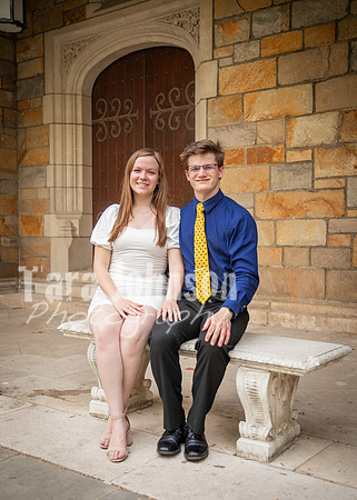 24 U of M Grad Photos - Audrey-139
