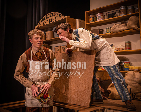 23 LHS Theatre - Dolly - R3, Act 1 - TJP (203 of 601)