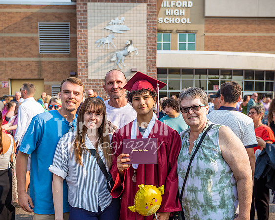 2023 MHS Graduation - Family Celebration - TJP (16 of 32)