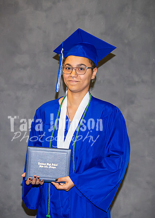 2023 LHS Graduation - Studio - TJP (350 of 528)