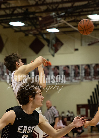 2023 MHS Boys BB vs SLE 2-28 - CW (11 of 137)