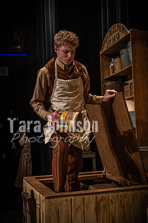 23 LHS Theatre - Dolly - R2 - Act 1, Yonkers - TJP (104 of 224)