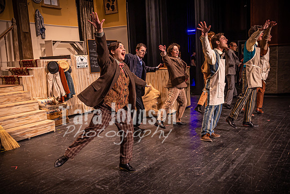 23 LHS Theatre - Dolly - R3, Act 1 - TJP (176 of 601)