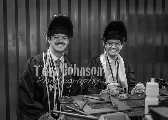 Kera & Friends Grad Photos W25 B&W (238 of 259)