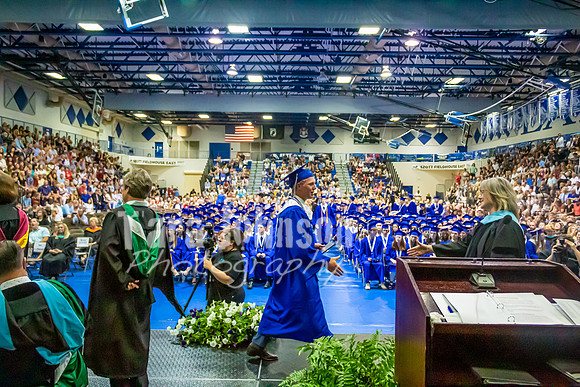 2023 LHS Grad - Principal (facing audience) - TJP (640 of 797)