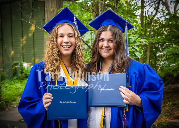 2023 IA Grad  - Family Celebration - DH (32 of 66)