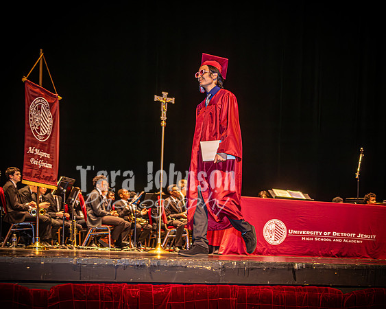 2023 UDJ Graduation - Celebration (Banner & Cross) - TJP (35 of 184)