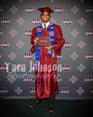 2023 UDJ Graduation - U of D Backdrop - TJP (64 of 331)