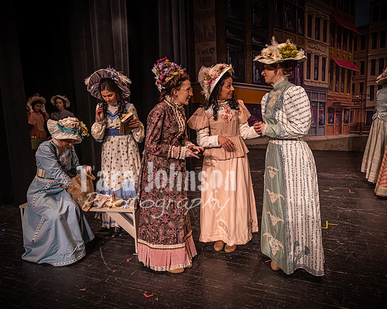 23 LHS Theatre - Dolly - R3, Act 1 - TJP (28 of 601)