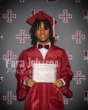 2023 UDJ Graduation - U of D Backdrop - TJP (93 of 331)