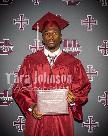 2023 UDJ Graduation - U of D Backdrop - TJP (117 of 331)