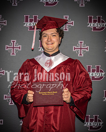 2023 UDJ Graduation - U of D Backdrop - TJP (67 of 331)