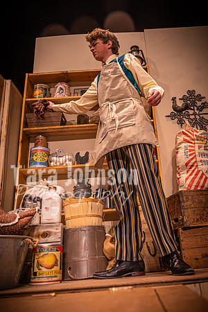 23 LHS Theatre - Dolly - R3, Act 1 - TJP (140 of 601)