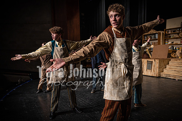 2023 LHS Theatre - Dolly - R1 - Act 1 - TJP (77 of 507)