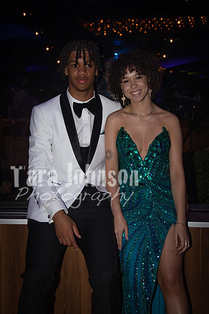 23 U of D - Prom (210 of 259)
