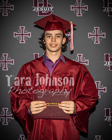 2023 UDJ Graduation - U of D Backdrop - TJP (133 of 331)